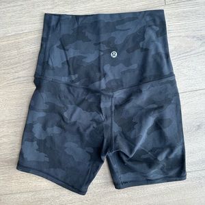 Lululemon Align Shorts, Black and Grey Camo, Size 4